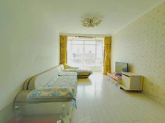 南湖春江公寓，两室，设施齐全带空调，年租半年付