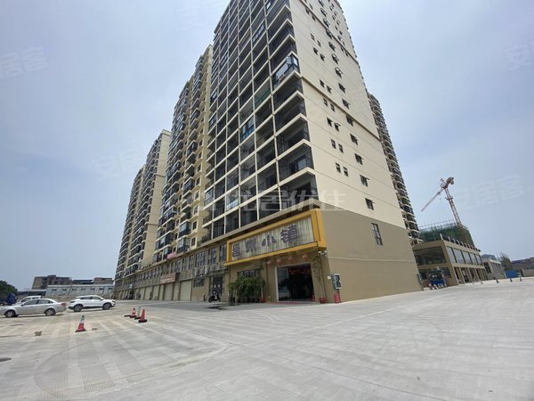 南宁江南沙井大道邕州小镇邕州小镇 1室1厅精装修 新房800元押一付一