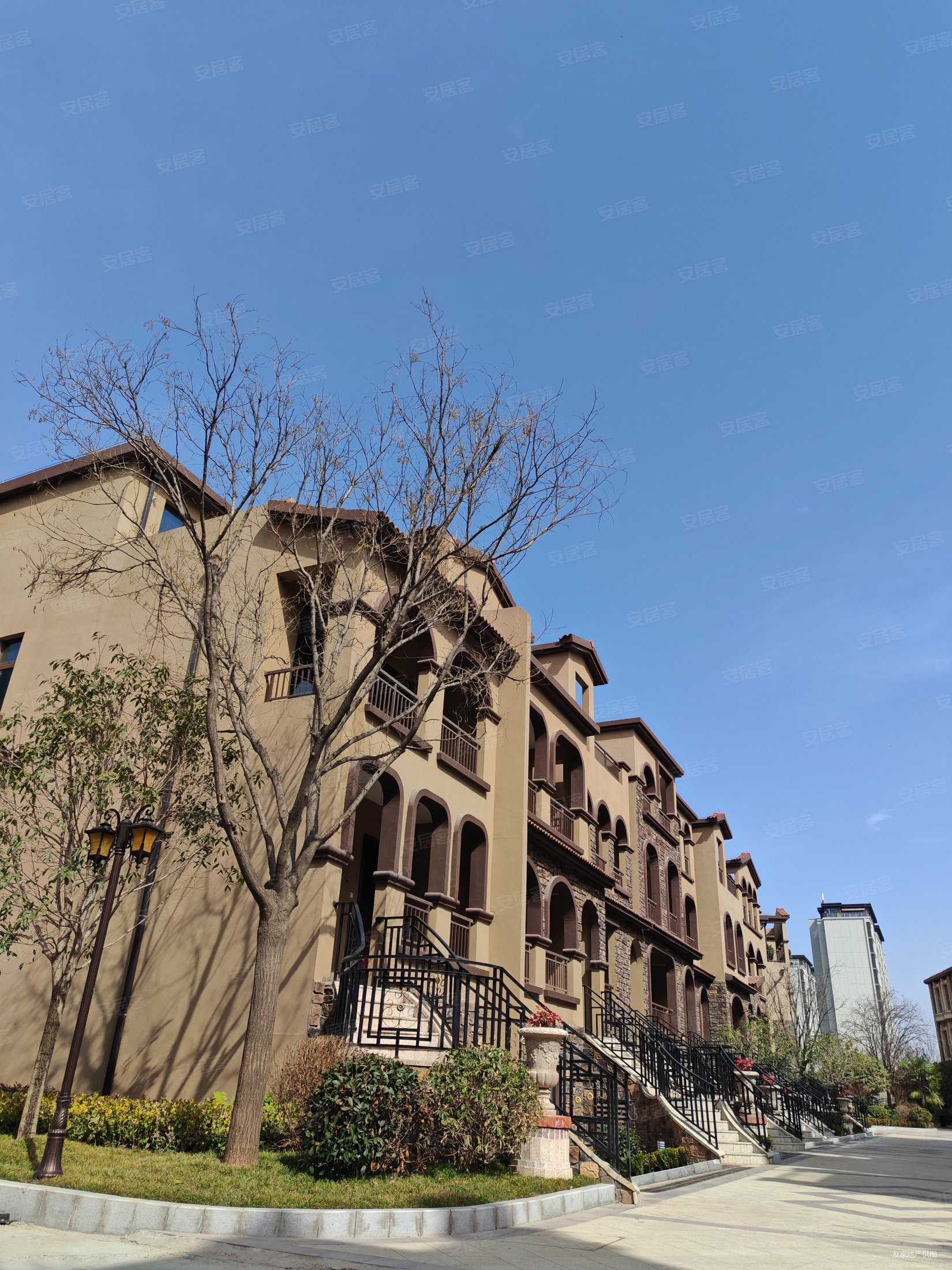 天诚蔷薇公馆二手房,256万,4室2厅,3卫,150平米-西安安居客