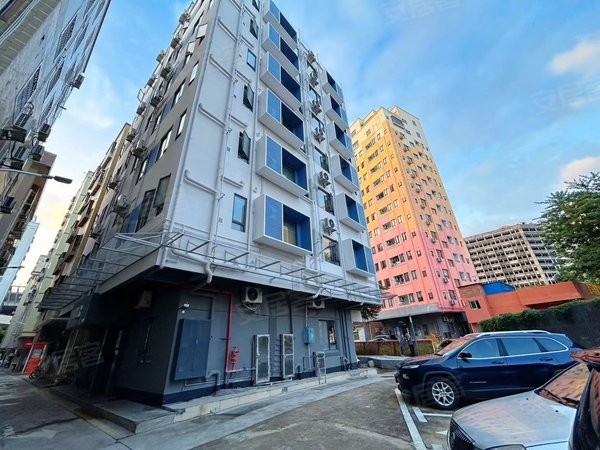 深圳龙华梅林关口白石龙老村(已验眞)近北站福田 可租一个月 民水民电