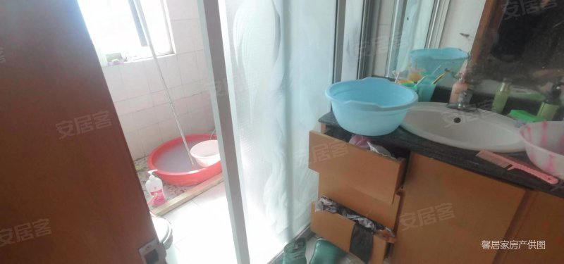 五号线地铁口 花苑新村三期4楼送阁楼 自住精装有车库,花苑新邨(吴中)