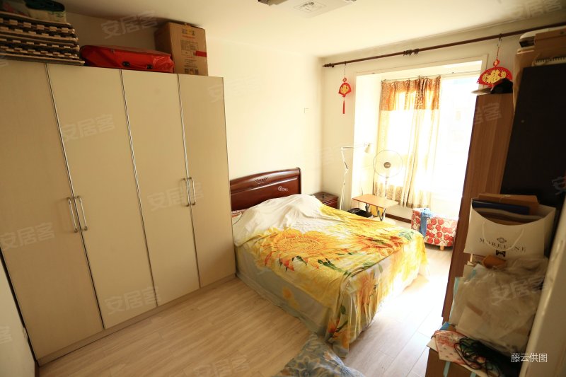 瑞康花园,中楼层阳面一室,落地窗采光好,紧邻菜市场地铁站