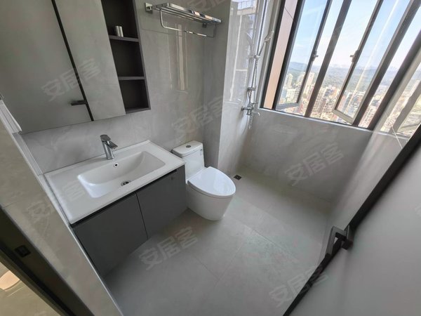 深圳南山大学城远洋天著华府远洋天著华府 配齐全新家电 精装四房二卫