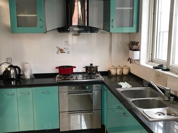 无锡江阴澄江城富花园小区城西,城富花园二楼精装三室两厅两卫出租