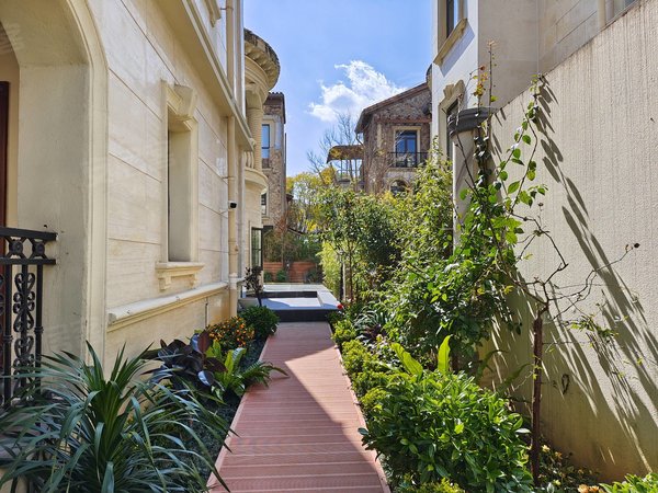 昆明西山滇池度假区公园1903圣维望(别墅)急租!