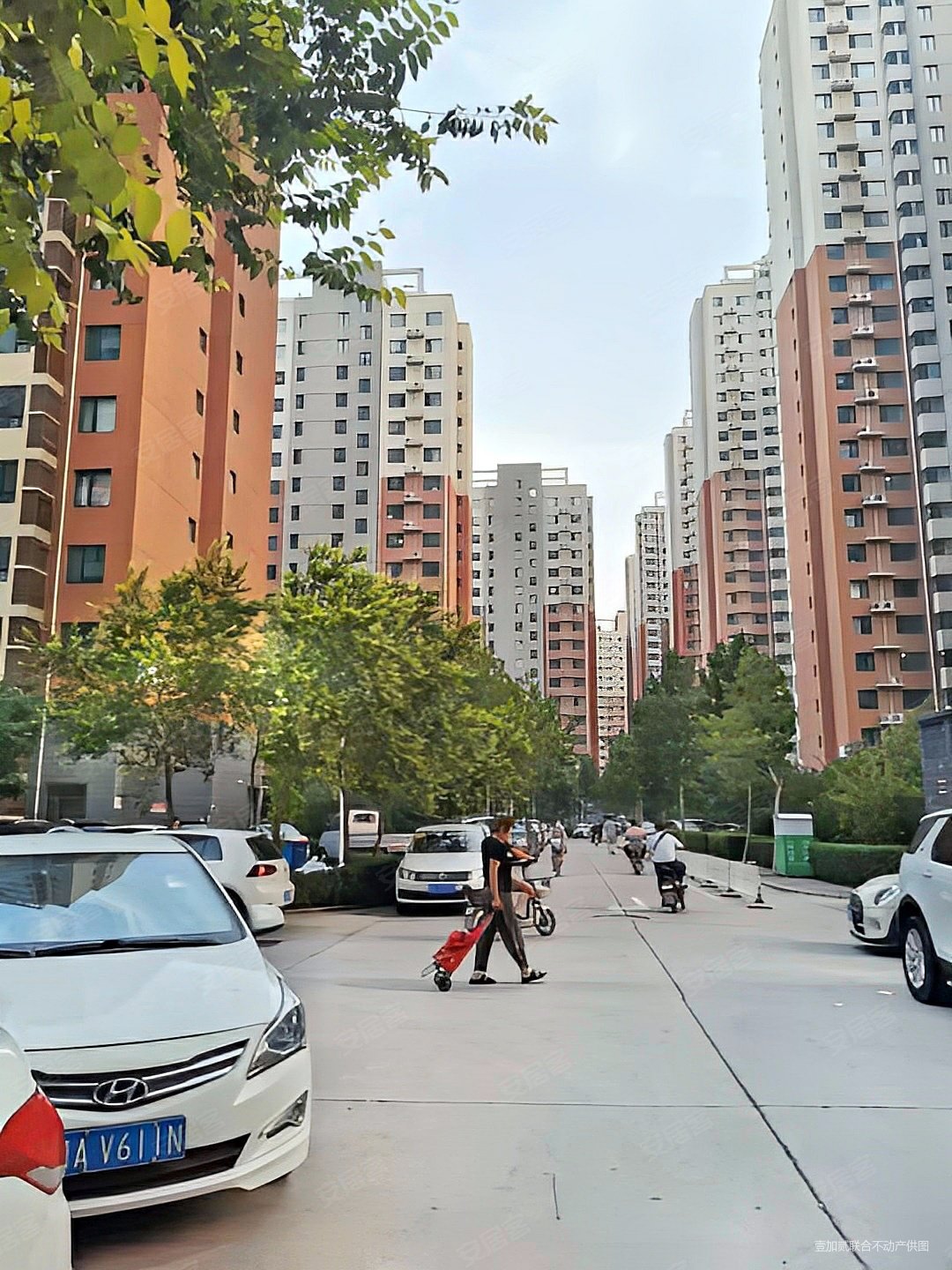 中城蓝溪谷2室2厅1卫97