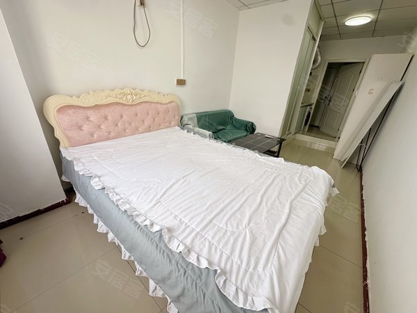 南昌西湖丁公路伯爵公馆自家房f中介四附院对面伯爵公馆电梯房近丁公路南地铁站押一付一出租房源真实图片