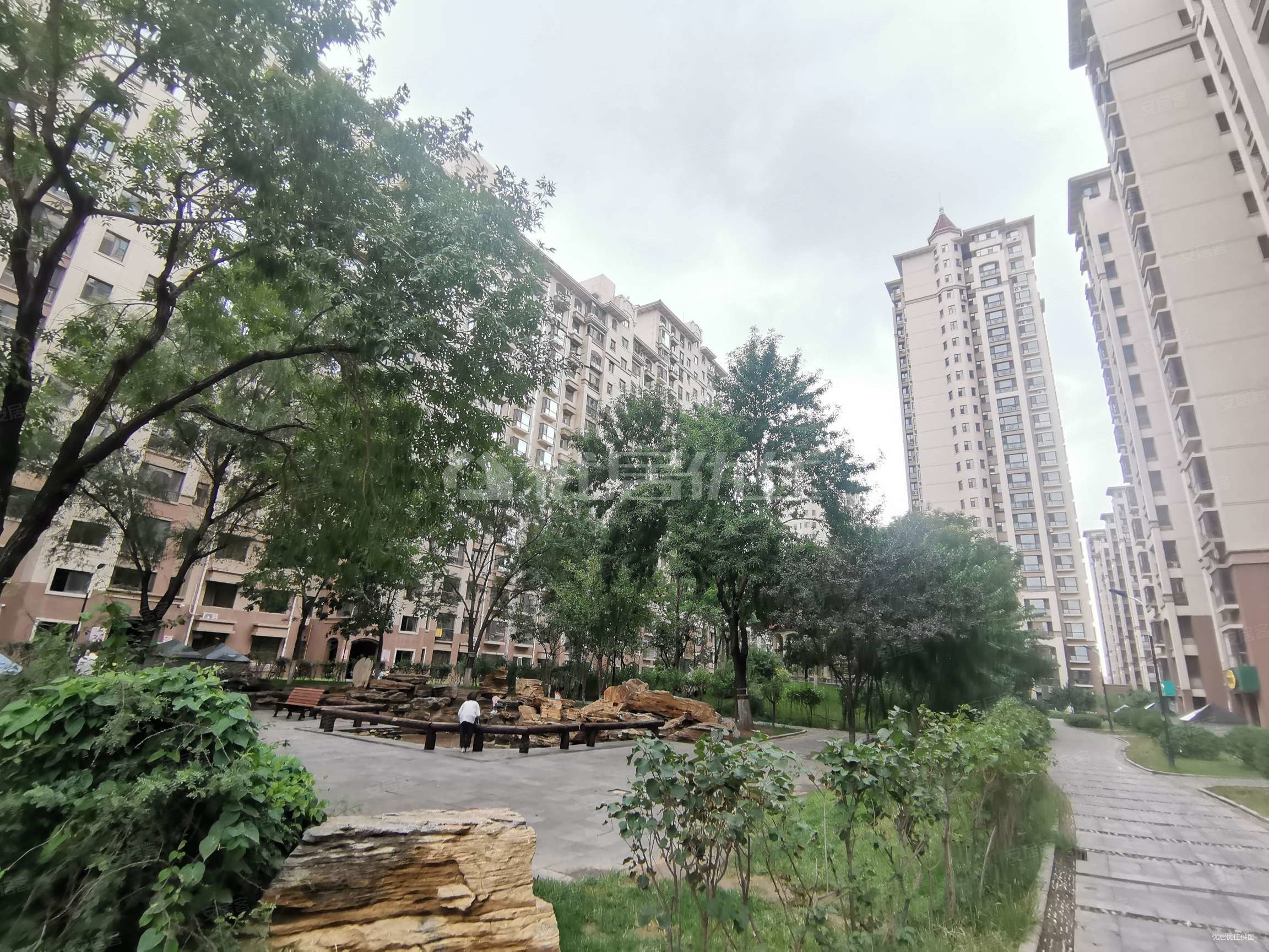 浦东雅典124平楼中楼大红本在手130万