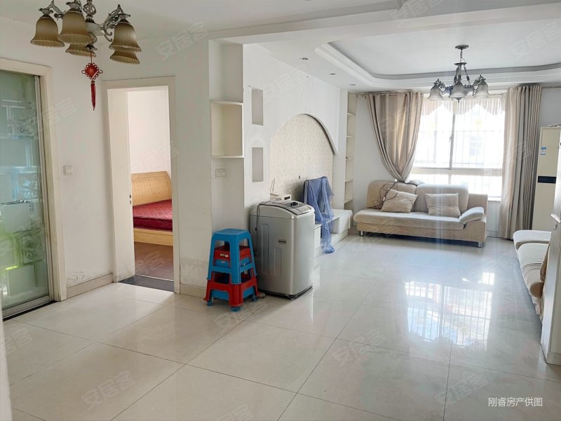 房东急卖150嘉和苑精装大三房好楼层带大汽车库