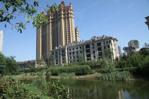 宏润翠湖天地