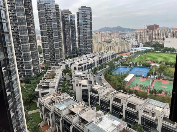 深圳龙华观澜珑门观澜珑门名苑小区,复试四房3卫高楼层,居家办公均可