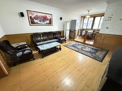 上海闵行莘庄南广场春申站 三楼 大两房  可办居住证 民用水电 看房有钥匙出租房源真实图片