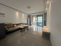 商丘睢阳日月湖日月湖旁 绿地城一洋房 精装一次未住 家具家电齐全拎包入住出租房源真实图片