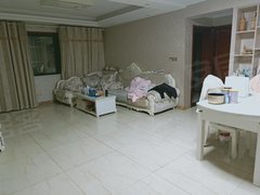 扬中扬中市区市中心整租南园附近电梯房3室2厅精装中层，干净清爽拎包入住出租房源真实图片