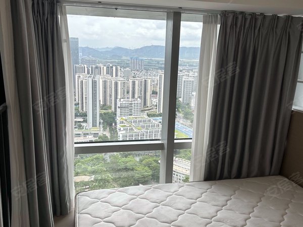 深圳光明光明龙光玖龙台(商住楼)蓝鲸世界楼上龙光玖龙台公寓 精装