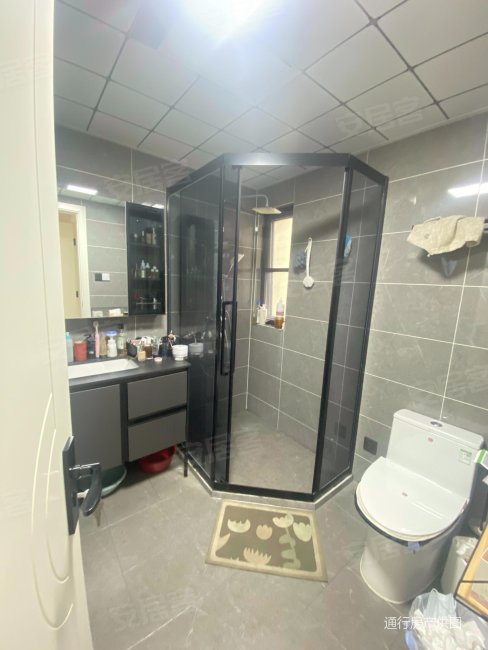 带电梯 出行方便 精装好房 近地铁 双卫生间 南北通透,弘阳昕悦棠二手