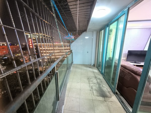 厦门湖里殿前翔鹭花城(一期)翔鹭花城(一期) 3室2厅2卫 3700.