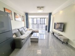 桂林临桂西城大道美好家园精装大两房，现代风格装修两台空调天然气热水器。出租房源真实图片