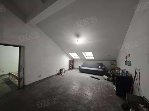 海宁长安镇农发区星星港湾花园金沙苑星星港湾花园金沙苑 南北通透 采光好 3室2厅1卫出租房源真实图片