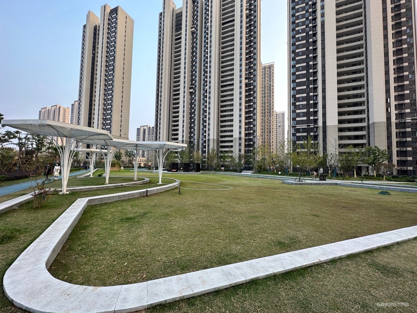 光谷和昌城逸园