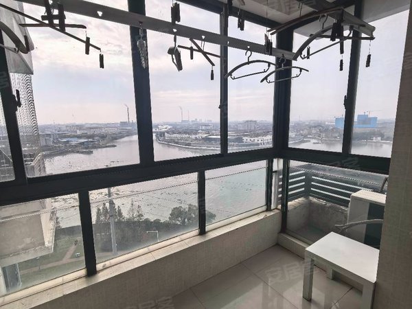 苏州吴江盛泽星月翡翠半岛出租翡翠半岛湖景房两室一厅2000一个月包