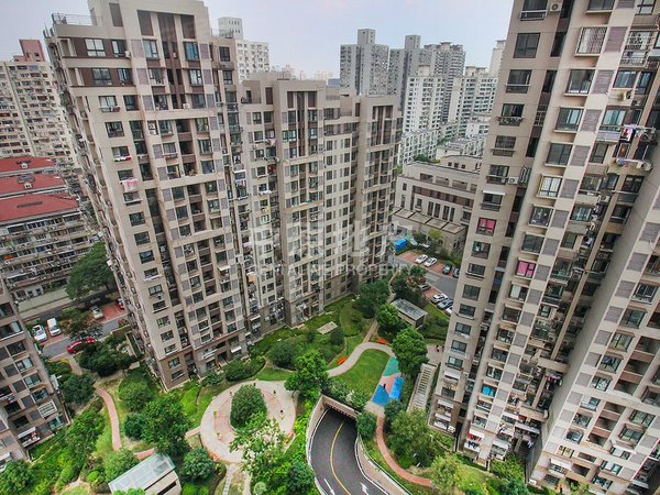 上海杨浦杨浦大桥农房万丰公寓农房万丰公寓 2室1厅1卫 南北通透 65平