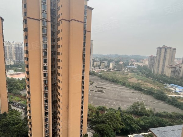 重庆永川万达广场凰城华府凰城华府精装两房,带阳台出租,1500每月出租