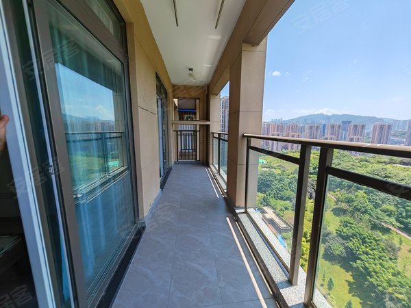 重庆涪陵涪陵宝龙广场绿地海域澜屿绿地海域澜屿  装修保持9.