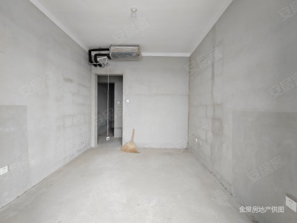 建安经开华庭3室2厅1卫122㎡南北56万