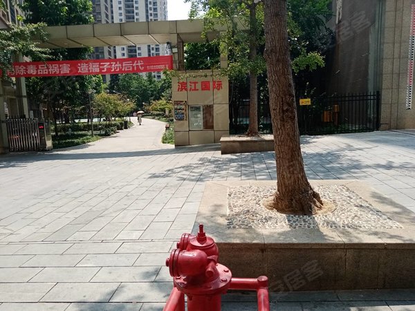 重庆合川合川滨江路兆甲滨江国际滨江国际精装两室出租出租房源真实