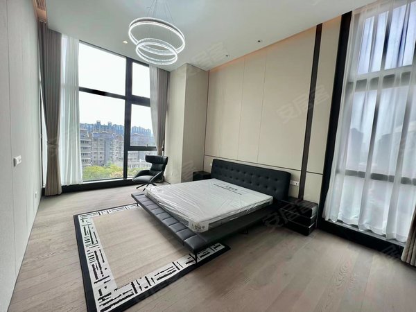 杭州滨江区政府星耀中心星耀中心 悦casa 4室2厅3卫 豪华装修 323平