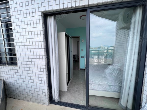 广州天河东圃黄村庙元自建房黄村地铁 路边社区公寓 湖景两房 格局