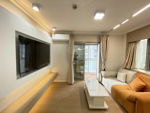 上海浦东陆家嘴万源晶典公寓陆家嘴电梯一房步行源深路14号!