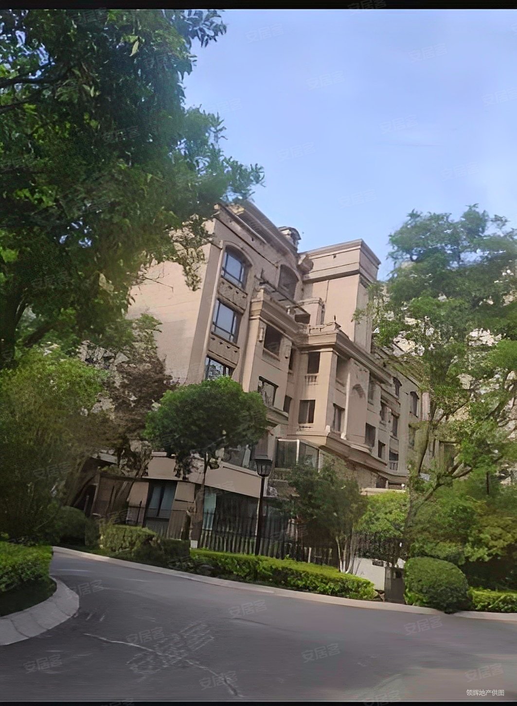 西安房产网>西安二手房>未央二手房>辛家庙二手房>绿地香树花城>