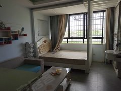 鹰潭贵溪贵溪城区广场天虹一中旁边，金邸华府精装修公寓1室1厅，家具齐全随时看出租房源真实图片