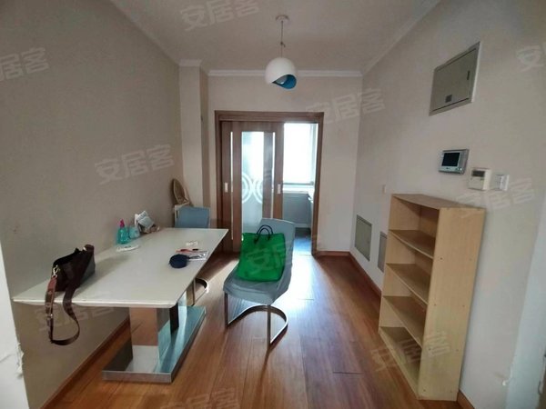 北京通州九棵树通大家园九棵树  通大家园四居两卫 带车位出租房源