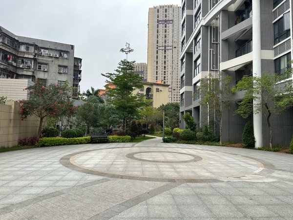 珠海香洲拱北岭秀城壹号近口岸岭秀城壹号两房两厅随时方便看房领包