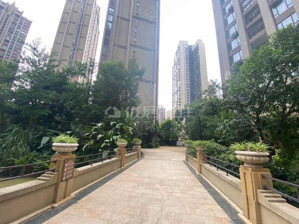 南宁青秀凤岭北美泉1612凤岭北品质小区精装3房 配套齐全 物业管理好