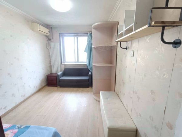 北京朝阳酒仙桥酒仙桥三街坊华信医院附近 久隆百货三街坊电子城两