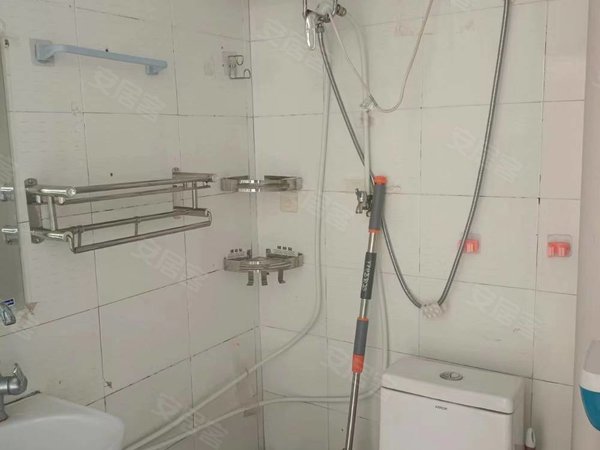 阜新细河细河城区龙泽雅苑可短租龙泽雅苑3楼稀有房源拎包入住交通便利出租房源真实图片