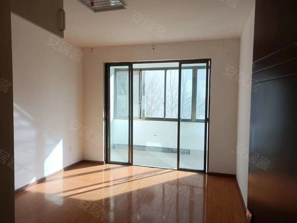 拉萨城关布达拉宫广场天海吉祥花园b区布宫一公里 西藏电视台对面 两