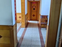 盱眙城区市中心南苑小区 4室1厅1卫出租房源真实图片