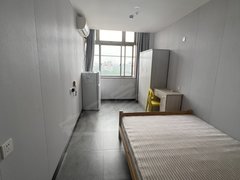 上海松江松江工业区精装一室一厅，可办居住证，0费用。出租房源真实图片