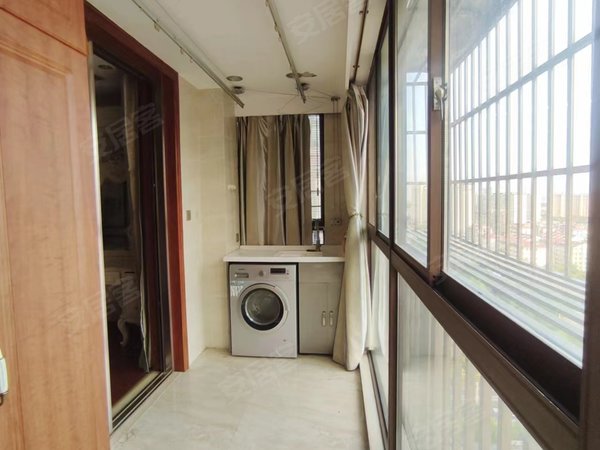 盐城东台东台城区唯诚七号公馆唯诚七号公馆 德润广场对面 电梯房