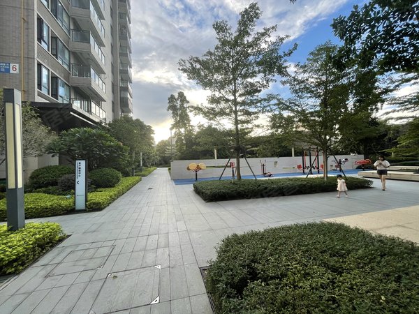 东莞茶山茶山城区时代天荟茶山时代荟 高层精装三房两卫 家私电齐全