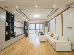 九江濂溪万达广场万达华府精装4房2卫，带露台！自住房首租！万达商圈，庐山国际出租房源真实图片