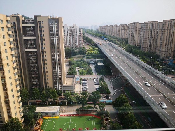 青岛李沧青山路秀水花园(李沧)秀水花园套二 家具全齐 看房提前联系