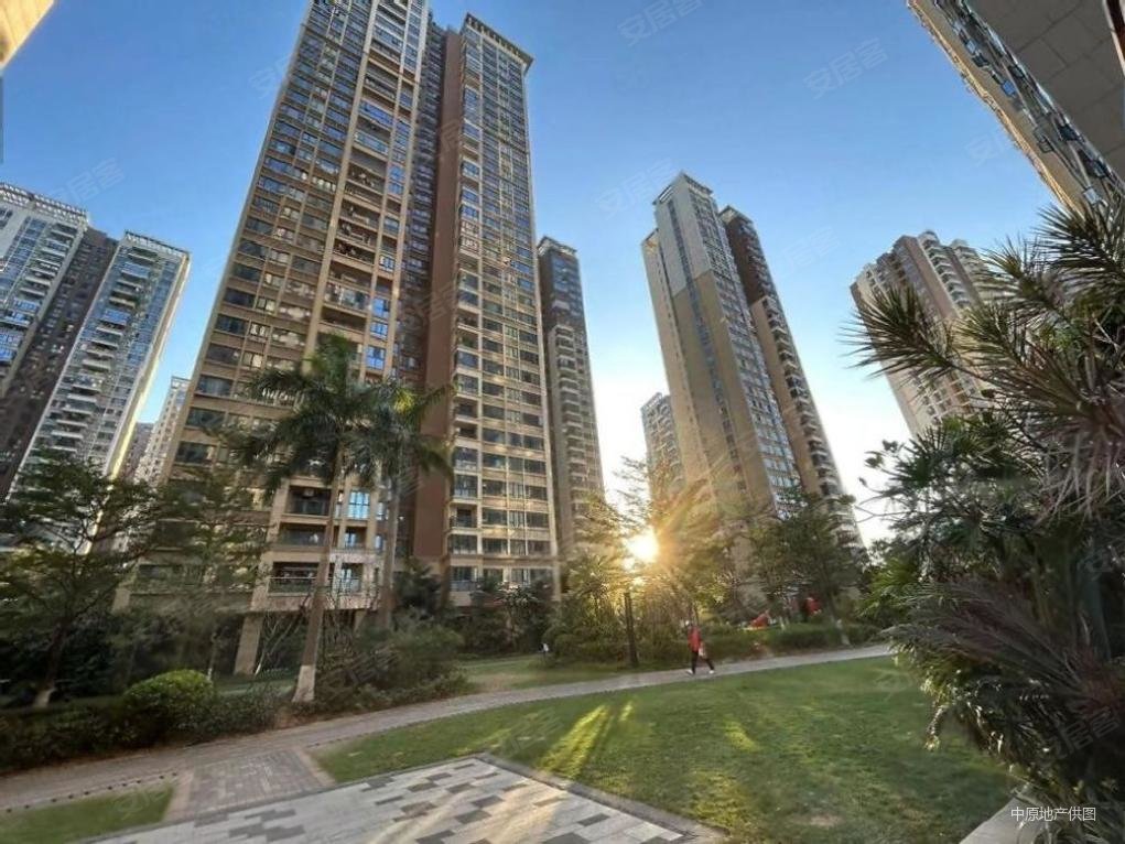 宝安华强城一二期电梯出行方便看房随时