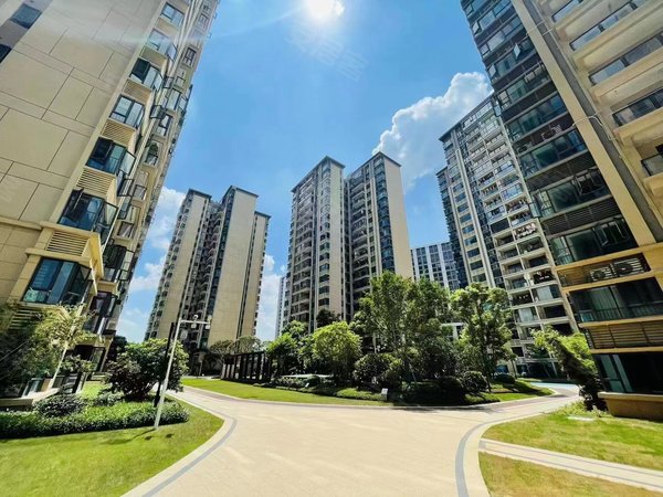 广州番禺大石碧桂园藏珑府高端别墅小区 全新未入住过三房 订制衣柜