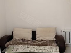 佳木斯向阳杏林湖公园可以短租临近百货大楼,千里学团。步梯4楼2室家具家电齐全出租房源真实图片